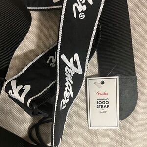 Fender Black and White Running Logo Strap